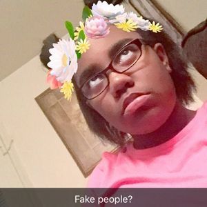 Meet your Posher, Ayanna